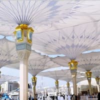 lampu dinding masjid nabawi