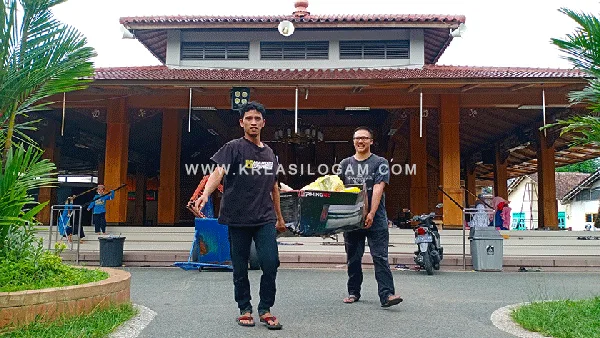 team-pemasangan-kreasi-logam